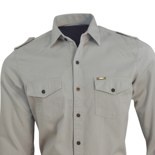 camiseta estilo militar masculina