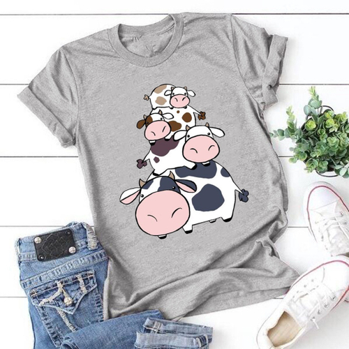 camiseta com estampa de vaca