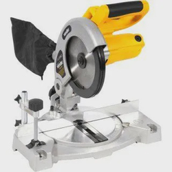 Serra meia esquadria 7.1/4 850 watts rotação 5.000 rpm - SEV857 - Vonder é boa?