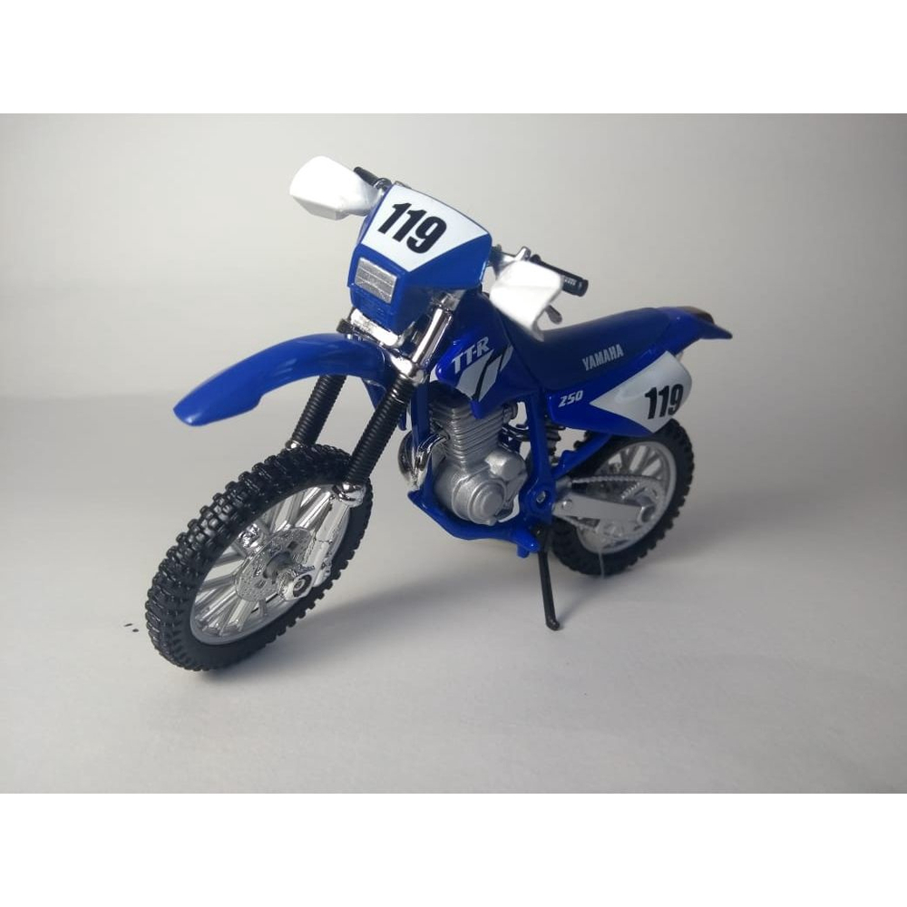 Miniatura Yamaha Ttr 250 Trilha Motocross 1/18 Maisto Moto no Shoptime