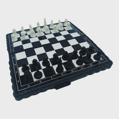 Mini Jogo De Xadrez De Bolso Magnético Para Viagens 13cm - Preto