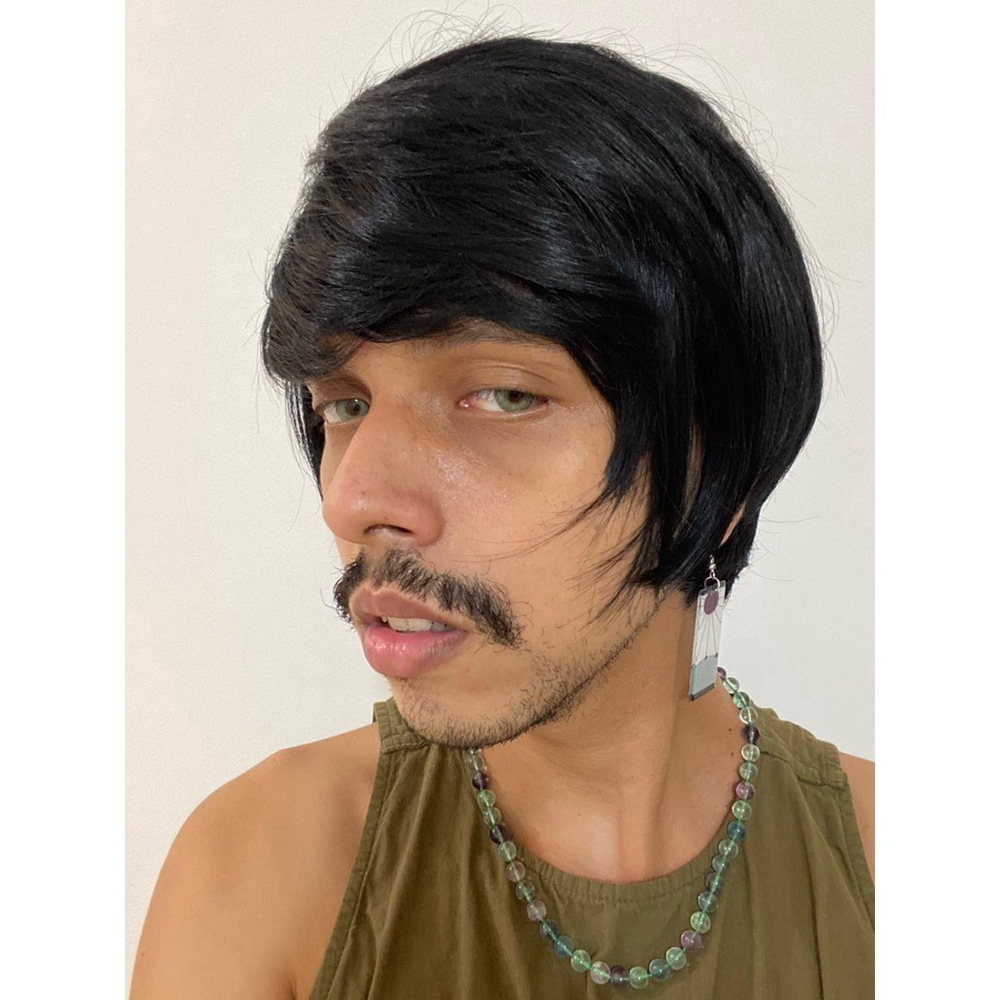 Peruca Sasuke Preta Cosplay Liso Arrepiada Emo K-pop Franja