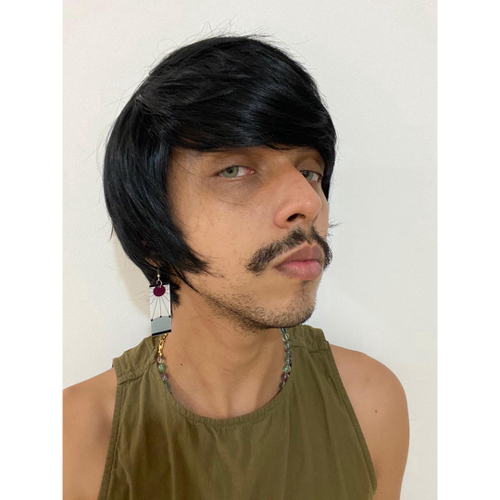 Peruca Sasuke Preta Cosplay Liso Arrepiada Emo K-pop Franja