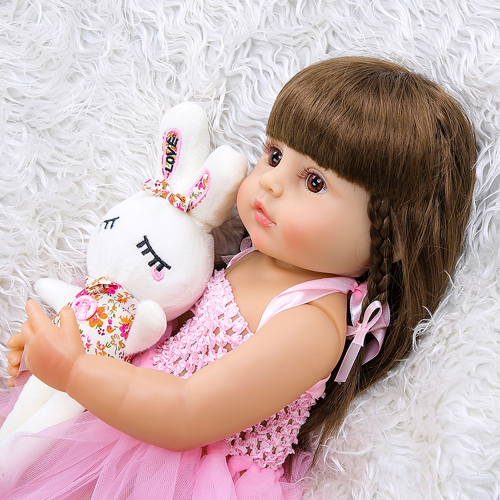 Boneca Bebê Reborn Gatinha De 55cm 100% Silicone Brastoy em Promoção na  Americanas