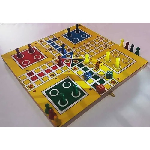 Oficial Jogo Ludo Tabuleiro Estojo 2 Dados 1 Copo Em Couro - R$ 148