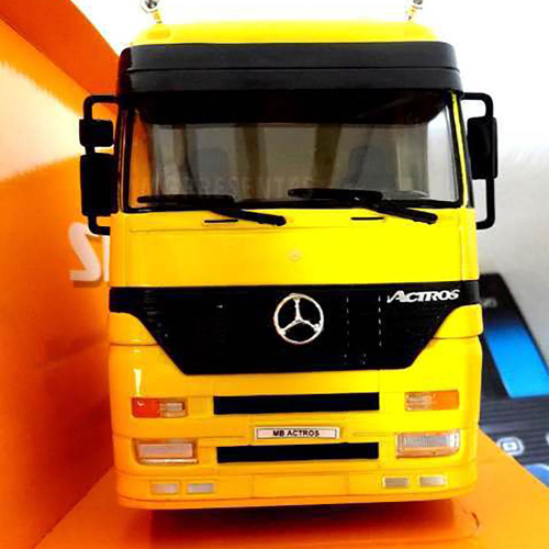 Caminhão Mercedes Benz Actros Branco Welly 1/32 