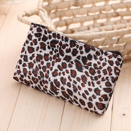 leopard cosmetic bolsa