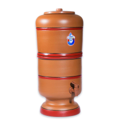 Filtro De Barro 8 Litros Com 1 Vela Carvão Ativado e 1 Boia é boa?