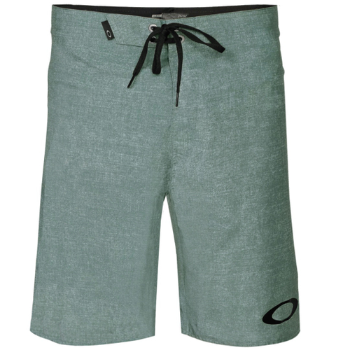 bermudas e camisas da oakley