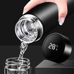 Garrafa Térmica com Visor Sensor de Temperatura Led 500ml em Inox para Café Água e Chá com Infusor Menor preço em Garrafa Térmica com Visor Sensor de Temperatura Led 500ml em Inox para Café Água e Chá com Infusor