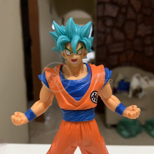 Boneco Action Figure Miniatura Goku Super Sayajin Blue Colecionáveis  DragonBall Z Super - 18cm em Promoção na Americanas