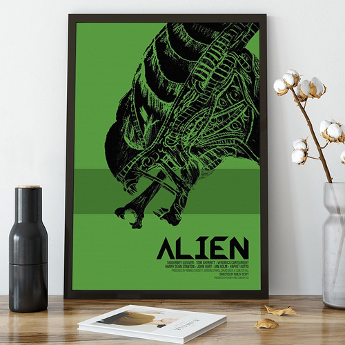 Quadro decorativo Alien Desenho Filme Arte Capa para sala quarto em  Promoção na Americanas