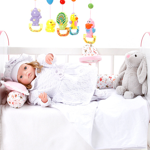 Boneca Bebe Reborn Yasmin Cegonha Reborn Dolls Mais 9 Acessórios 48cm em  Promoção na Americanas