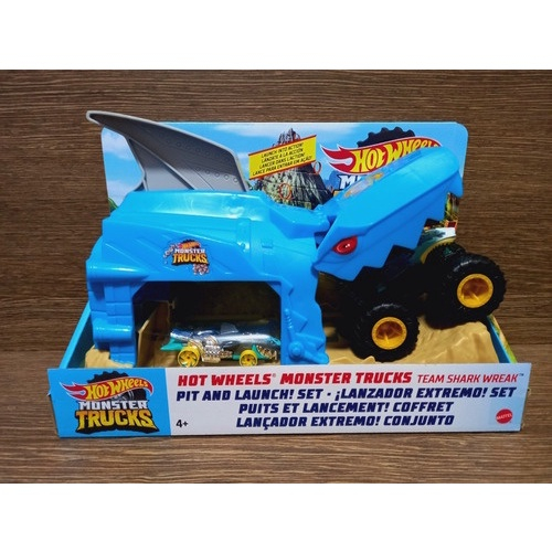 Carrinho HOT Wheels Monster TRUCK SHARK Wreak Marrom Mattel GCF94 em  Promoção na Americanas