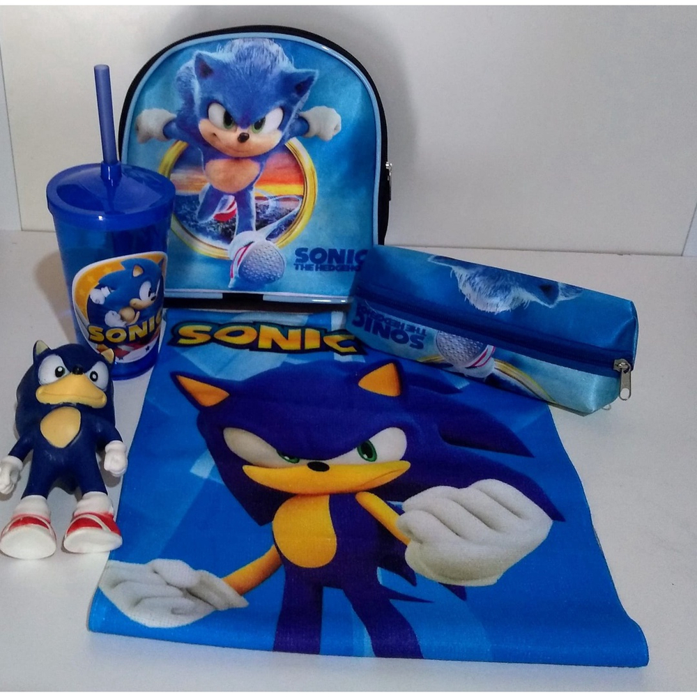 Kit Infantil Sonic Boneco e Copo em Promoção na Americanas