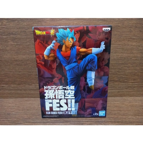 ESTÁTUA DRAGON BALL SUPER GOKU SUPER SAYAJIN GOD FES BANPRESTO