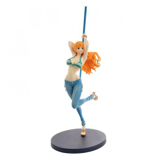 Action figure nami clearance one piece