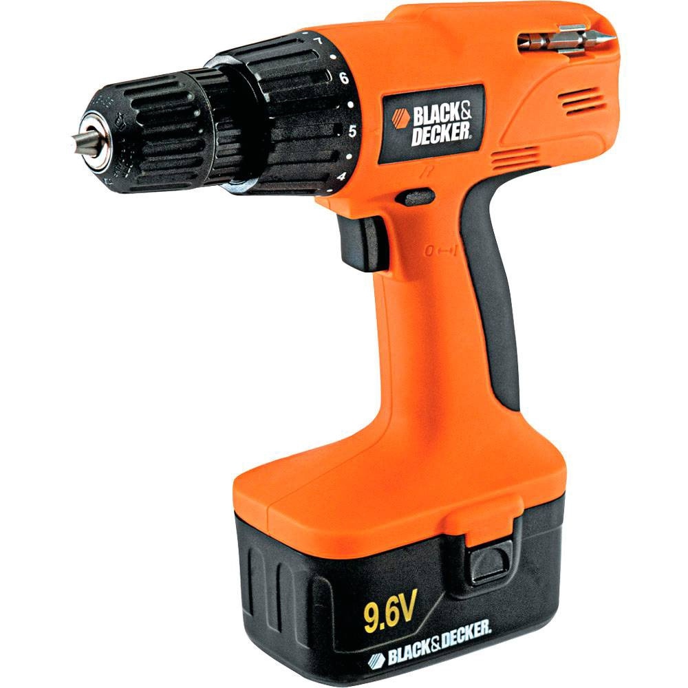 Parafusadeira Furadeira Black and Decker 9,6v Submarino