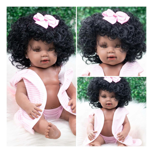 Boneca Bebe Reborn Negra Realista Com Vários Acessórios em Promoção na  Americanas