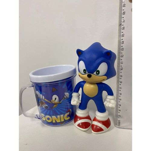 Boneco Sonic Vermelho 16cm Caneca 350m Sega Coleção (cores