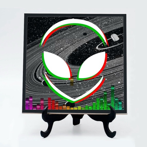 Quadro decorativo Alien Desenho Filme Arte Capa para sala quarto em  Promoção na Americanas