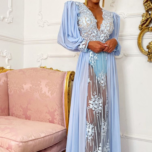 Vestido com fenda best sale transparente