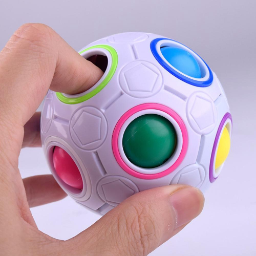 Football Fidget Cube Cubo Mágico Bola Jogo Quebra Cabeça Puzzle TikTok  Crianças Infantil 12 Buracos em Promoção na Americanas