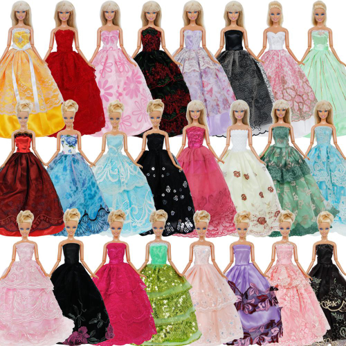 Roupinha Para Boneca Barbie Kit Com 5 Peças de Roupa Vestidos Conjuntos  Saias Acessórios Para Boneca KIT8 : : Brinquedos e Jogos