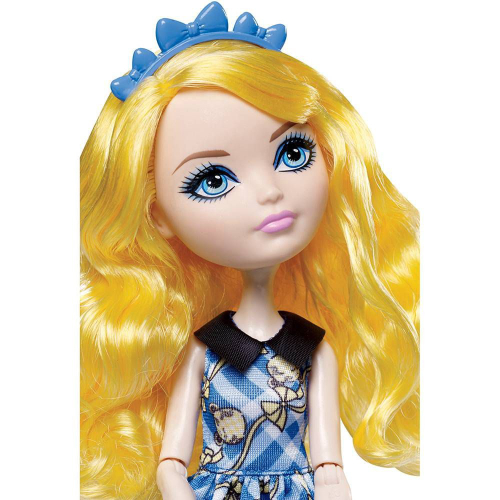 Boneca Ever After High Blondie Lockes Bonecas na Floresta - Mattel - A sua  Loja de Brinquedos, 10% Off no Boleto ou PIX