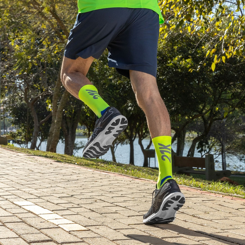 Meia asics Corrida Performance 21K Adulto em Promocao na Americanas
