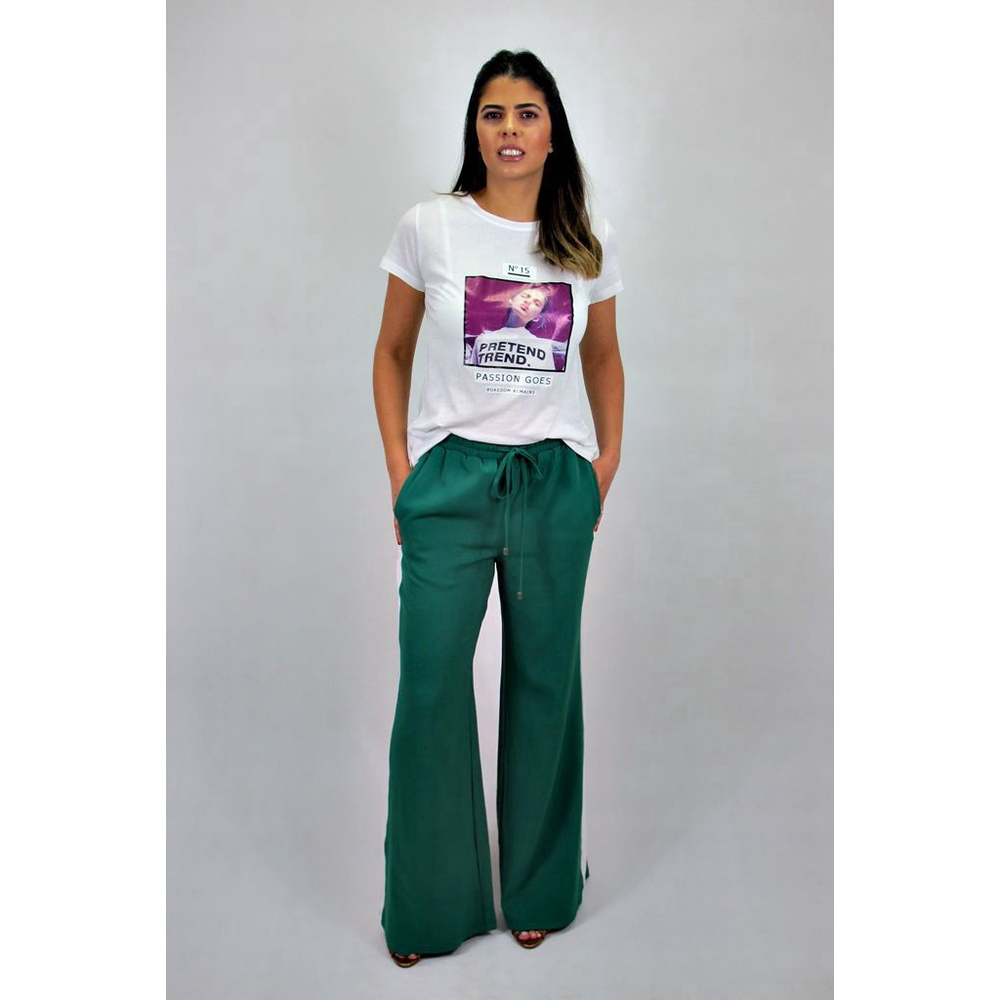 Calça pantalona shops com listra lateral