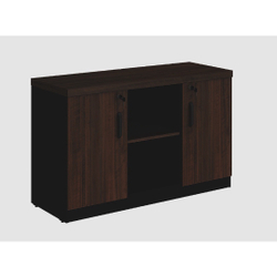 Armário Baixo para Escritório Credenza 1,20 com 2 Portas e Nichos - Web40 Marsala / Preto Menor preço em Armário Baixo para Escritório Credenza 1,20 com 2 Portas e Nichos - Web40 Marsala / Preto