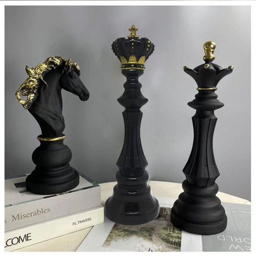 Trio peças de xadrez decorativas grandes