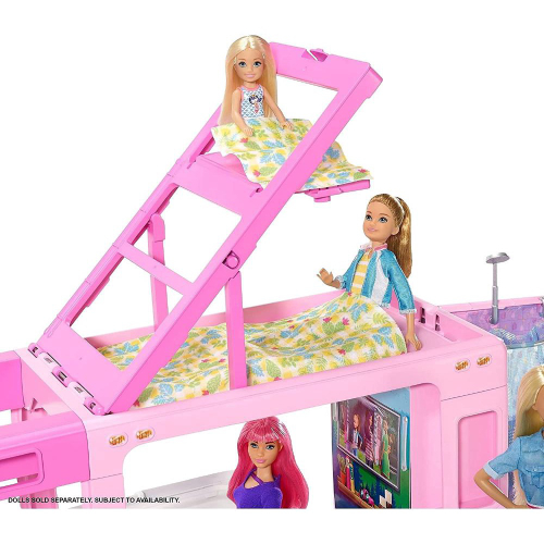 Vende 1 trailer e 1 guarda roupa da barbie com a boneca barbie