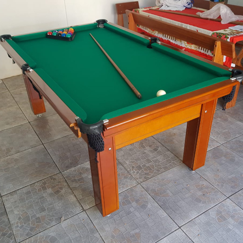 Mini Mesa de Sinuca Bilhar Snooker Infantil Portátil 2 Tacos 16 Bolas  Triângulo Giz Brinqway BW-116 na Americanas Empresas