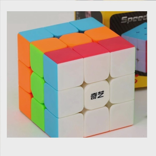 Cubo Mágico Profissional 3x3x3 Ultimate Challenge Brinquedo em Promoção na  Americanas