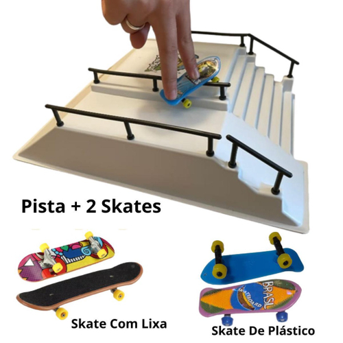 Skate De Dedo Com Rampa Barato Skate Fingerboard Radical em Promoção na  Americanas