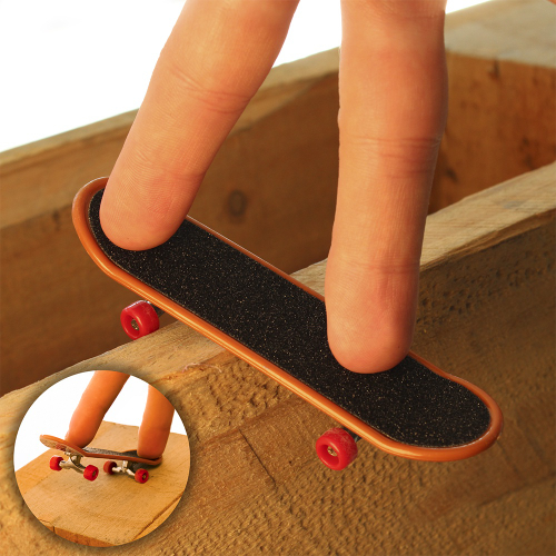 Kit 4 Mini Skates De Dedo Profissional Rolamento Fingerboard em Promoção na  Americanas