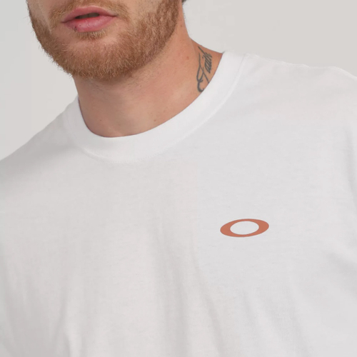 Camiseta oakley masculina original big ellipse tee branca em Promoção na  Americanas