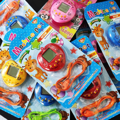 Bichinho Virtual Tamagotchi Brinquedo Infantil Joguinho Nostálgico na  Americanas Empresas