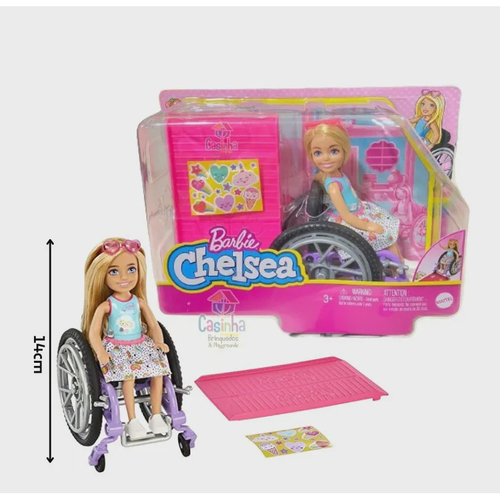 Kit Busto de Boneca Barbie mais Glitter e Maquiagem Pupee em Promoção na  Americanas