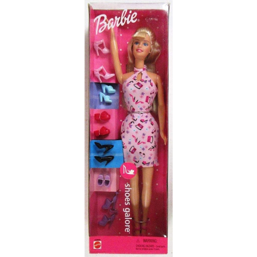 Super Kit com Sapatos E Roupas Para Boneca Barbie E Namorado Ken na  Americanas Empresas