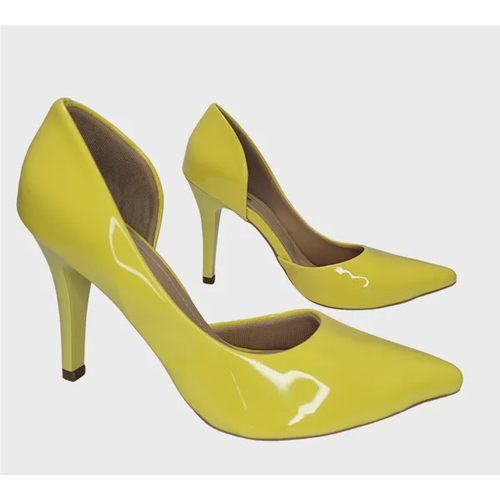 Scarpin com hot sale abertura lateral