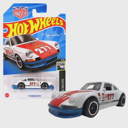 Carrinho Hot Wheels Porsche Panamera Turbo Sport Azul em Promoção na  Americanas