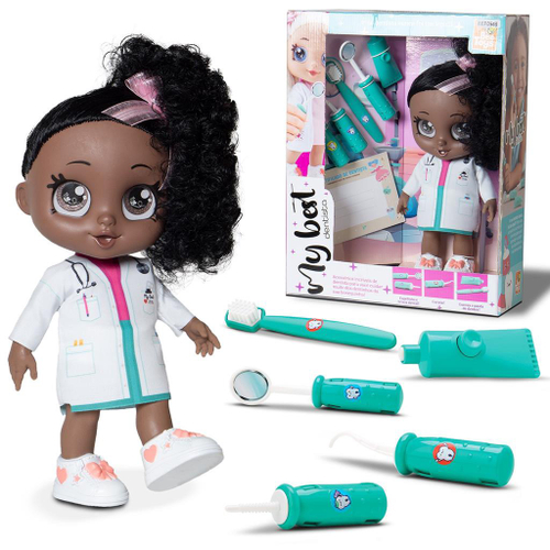 Boneca Para Pentear Maquiar Brinquedo Infantil Menina Negra - Bee Toys em  Promoção na Americanas