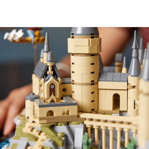 Lego Harry Potter 30435 Construa seu Castelo de Hogwarts em Promoção na  Americanas