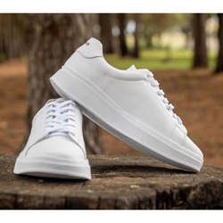 Tenis casual sapatenis H boss sneakers oversized em couro branco masculino Menor preço em Tenis casual sapatenis H boss sneakers oversized em couro branco masculino
